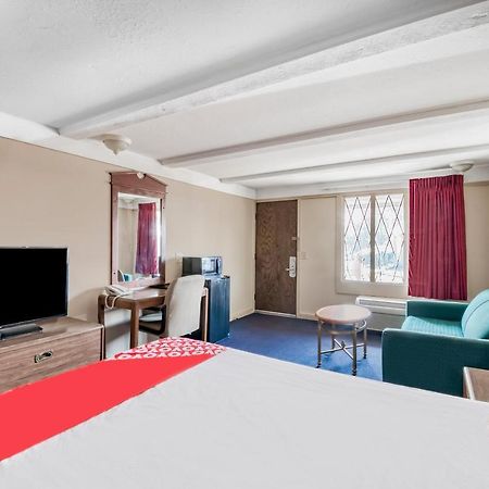 Oyo Hotel Wadsworth Oh I-76 Ngoại thất bức ảnh