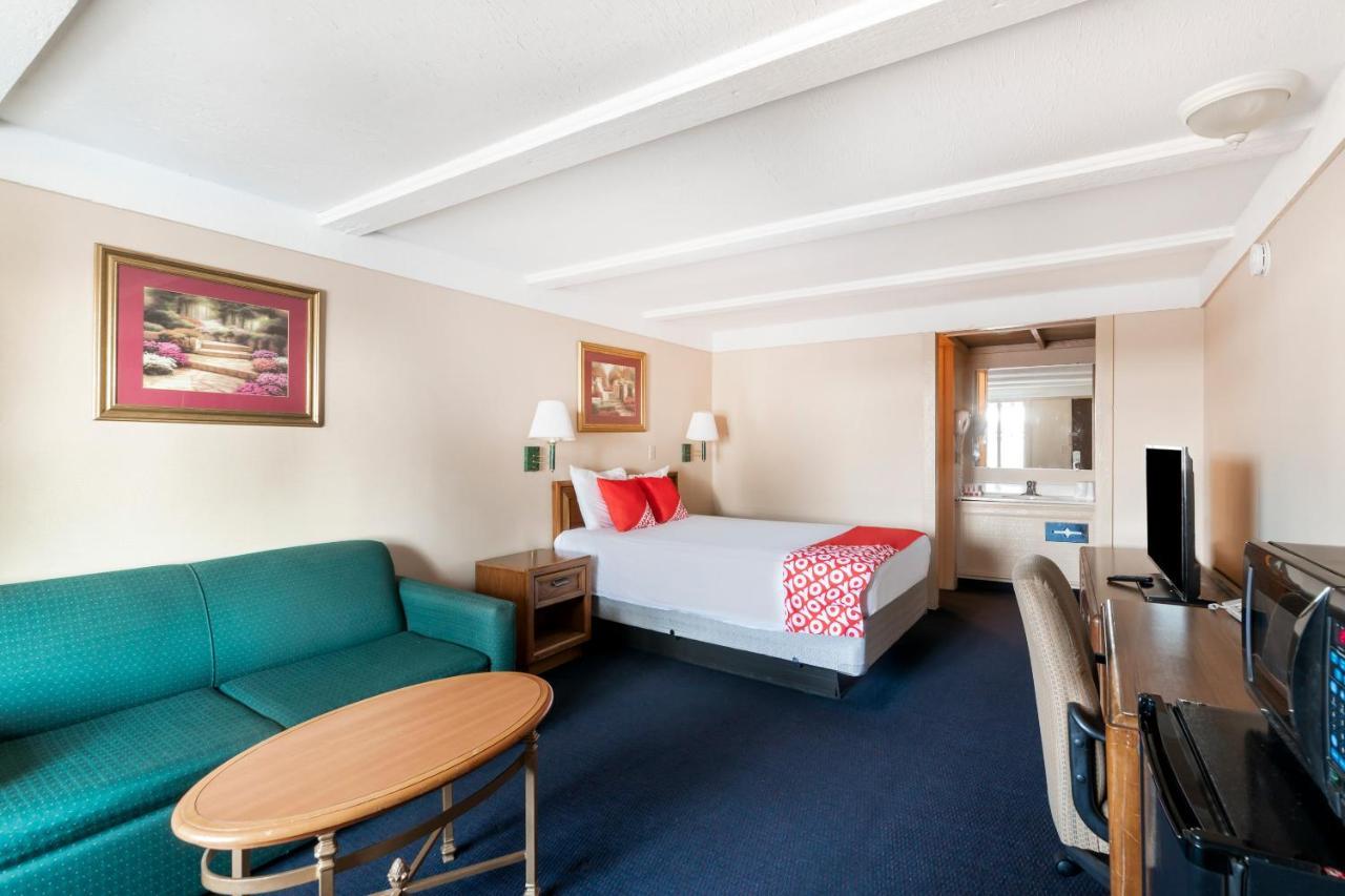 Oyo Hotel Wadsworth Oh I-76 Ngoại thất bức ảnh